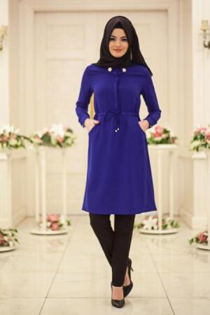 New Kenza - Yakası Broşlu Sax Mavisi Tesettür Tunik 2857SX - 1
