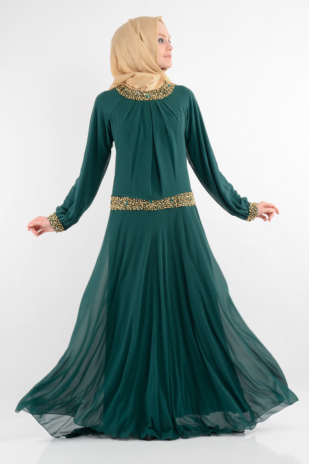 Nurdan - Yakası Taşlı Yeşil Elbise