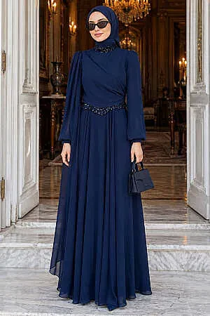 Taşlı Yaka ve Bel Detaylı Şifon Lacivert Tesettür Abiye Elbise 50050L 