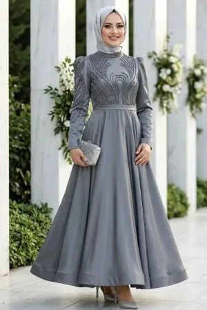 Robe de soirée longue et couvrante en satin avec broderies de perles – Kaki 23191HK - 1