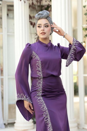Tesettürlü Abiye Elbise - Boncuk Detaylı Mor Tesettür Saten Abiye Elbise 53361MOR - 3