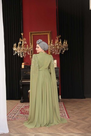 Tesettürlü Abiye Elbise - Boncuk Detaylı Pelerinli Açık Haki Tesettür Abiye Elbise 53141AHK - 3