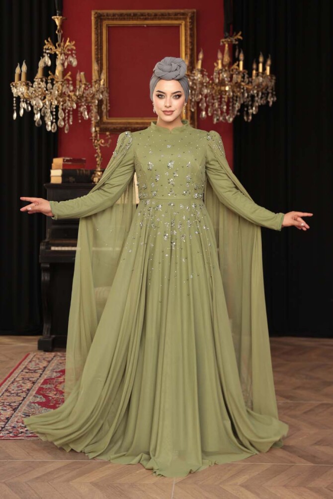 Tesettürlü Abiye Elbise - Boncuk Detaylı Pelerinli Açık Haki Tesettür Abiye Elbise 53141AHK - N.S NEVA STYLE