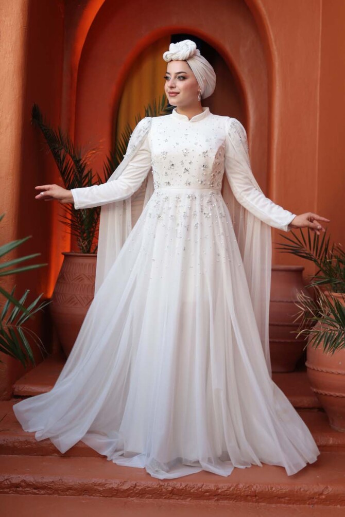 Tesettürlü Abiye Elbise - Boncuk Detaylı Pelerinli Beyaz Tesettür Abiye Elbise 53141B - N.S NEVA STYLE