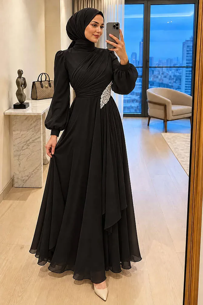 Tesettürlü Abiye Elbise - Işıltılı Kumaş Drapeli Siyah Tesettür Abiye Elbise 4916S - N.S NEVA STYLE