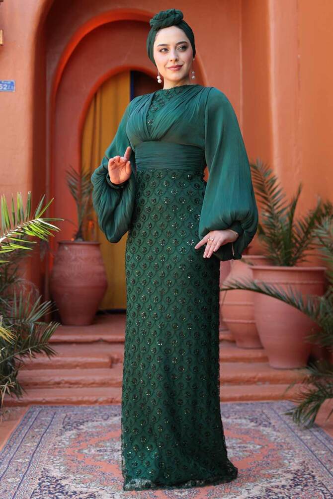 Tesettürlü Abiye Elbise - Boncuk İşlemeli Zümrüt Yeşili Tesettür Abiye Elbise 4961ZY - TESETTÜRLÜ ABİYE ELBİSELER