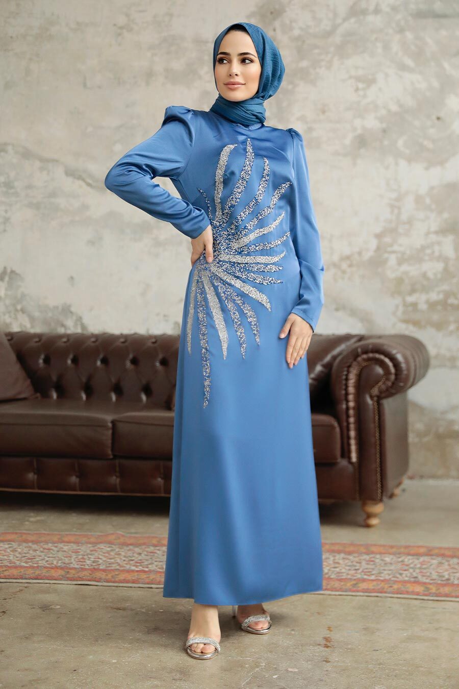 Tesettürlü Abiye Elbise - Boncuk İşlemeli İndigo Mavisi Tesettür Saten Abiye Elbise 38102IM