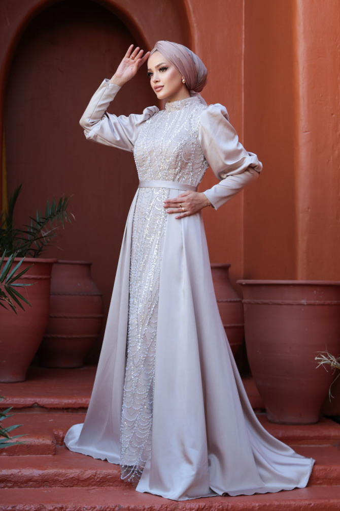 Tesettürlü Abiye Elbise - Boncuk İşlemeli Kuyruklu Bej Tesettür Abiye Elbise 50901BEJ - N.S NEVA STYLE