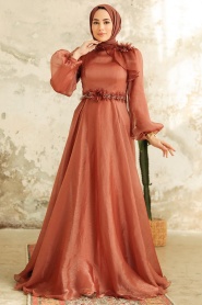 Tesettürlü Abiye Elbise - Çiçek Detaylı Kiremit Tesettür Abiye Elbise 22310KRMT - Thumbnail