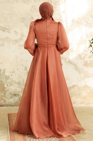 Tesettürlü Abiye Elbise - Çiçek Detaylı Kiremit Tesettür Abiye Elbise 22310KRMT - Thumbnail