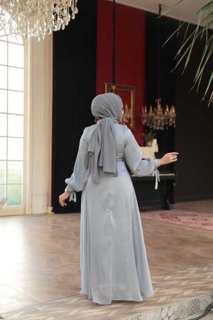 Tesettürlü Abiye Elbise - Drape Detaylı Gri Tesettür Abiye Elbise 62201GR - 4