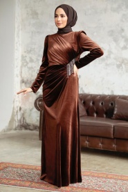 Tesettürlü Abiye Elbise - Drape Detaylı Kahverengi Tesettür Kadife Abiye Elbise 36891KH - Thumbnail