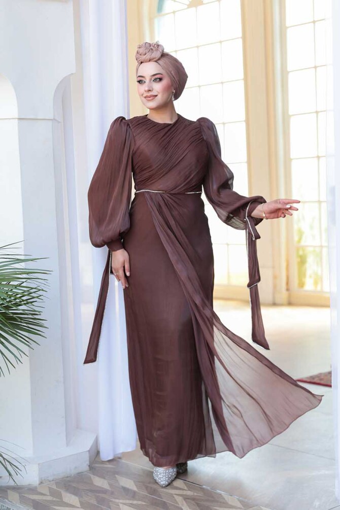 Tesettürlü Abiye Elbise - Drape Detaylı Koyu Kahverengi Tesettür Abiye Elbise 50193KKH - 1