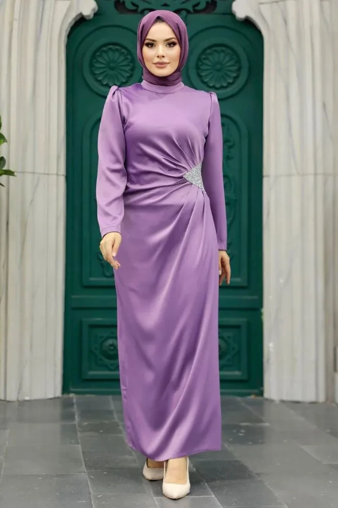 Tesettürlü Abiye Elbise - Drape Detaylı Lila Tesettür Saten Abiye Elbise 5940LILA - 1