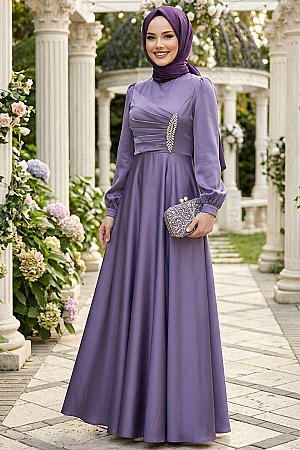 Tesettürlü Abiye Elbise - Drape Detaylı Lila Tesettür Saten Abiye Elbise 6261LILA 