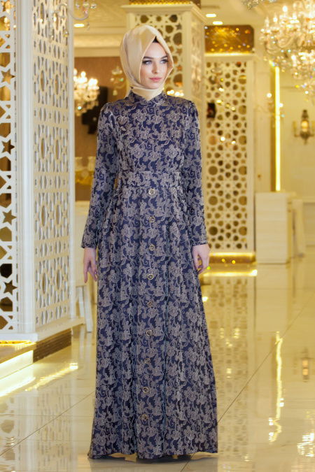 Tesettürlü Abiye Elbise - Eteği Düğme Detaylı Desenli Lacivert Elbise