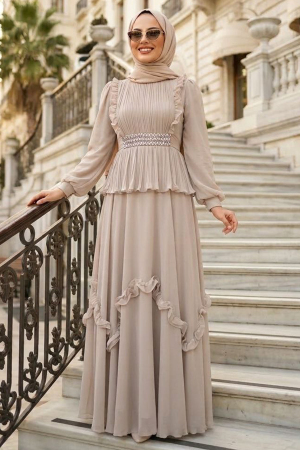 Tesettürlü Abiye Elbise - Fırfır Detaylı Bej Tesettür Abiye Elbise 4881BEJ 