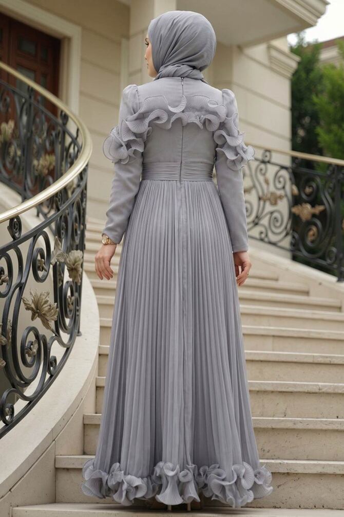 Tesettürlü Abiye Elbise - Fırfır Detaylı Gri Tesettür Abiye Elbise 55691GR - 2