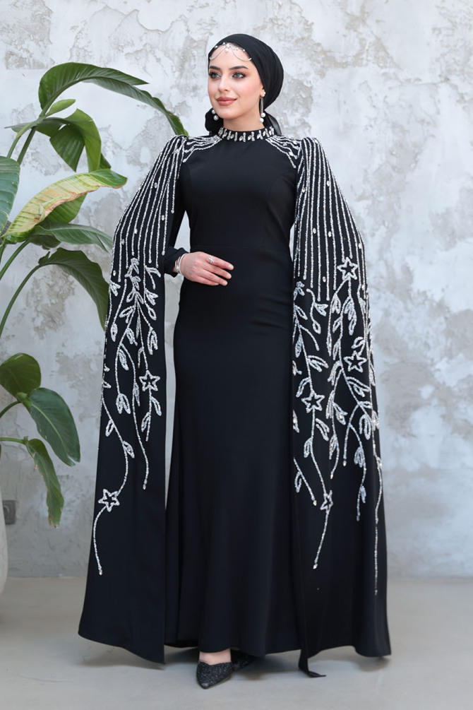 Tesettürlü Abiye Elbise - Kolları Pelerinli Siyah Tesettür Abiye Elbise 51681S - TESETTÜRLÜ ABİYE ELBİSELER