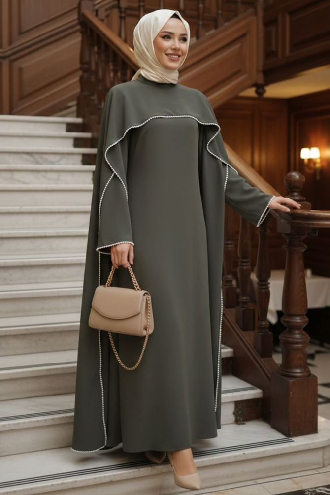 Tesettürlü Abiye Elbise - Pelerinli Koyu Haki Tesettür Abiye Elbise 55481KHK - 1
