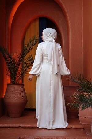 Tesettürlü Abiye Elbise - Saten Beyaz Tesettür Abiye Elbise 73412B - 4