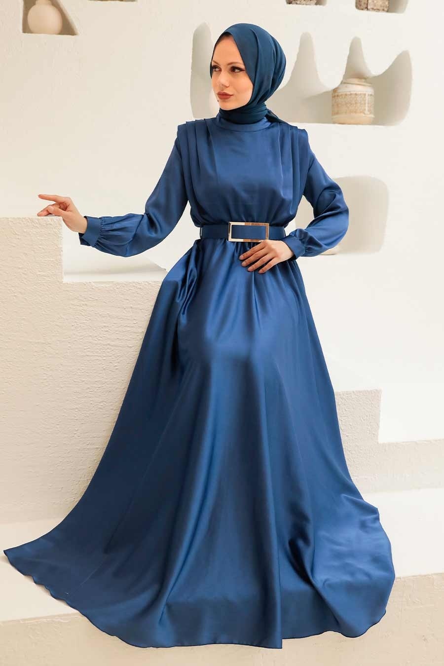 Tesettürlü Abiye Elbise - Tokalı Kemerli Saten İndigo Mavisi Tesettür Abiye Elbise 3378IM
