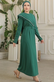 Tesettürlü Abiye Elbise - Tokalı Kemerli Zümrüt Yeşili Tesettür Abiye Elbise 664ZY - Thumbnail