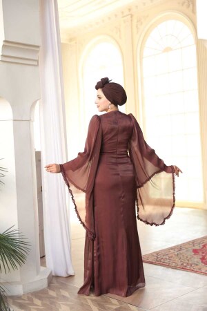 Tesettürlü Abiye Elbise - Volan Kollu Kahverengi Tesettür Abiye Elbise 5322KH - 4