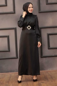 Tesettürlü Abiye Elbiseler - Tokalı Kemerli Siyah Tesettür Abiye Elbise 43650S - Thumbnail