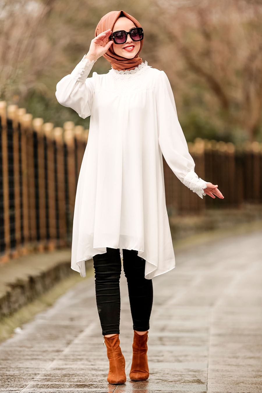 White Hijab Tunic 5000B
